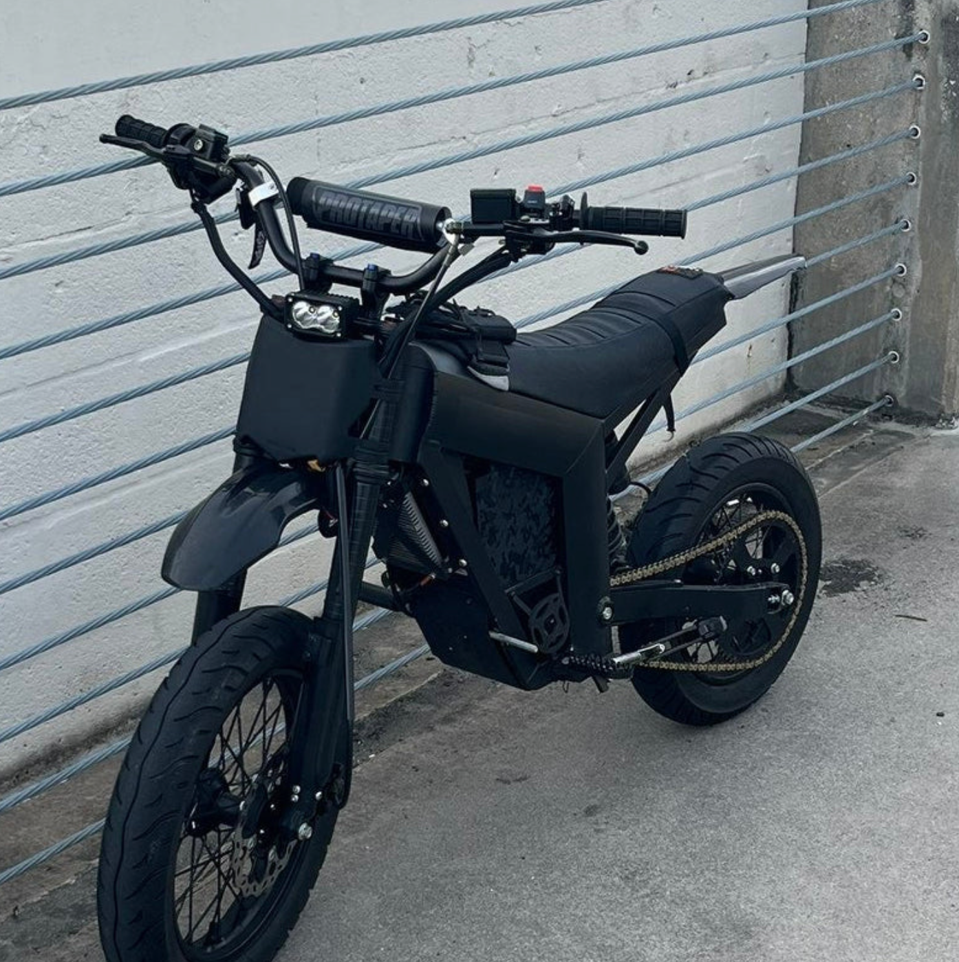 Tuttio Titanium Bolt Kit